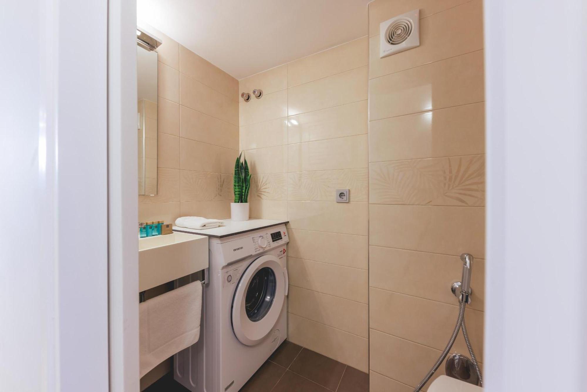 Bravissimo Hortes, 3-Bedroom Centre Apartment Girona Esterno foto